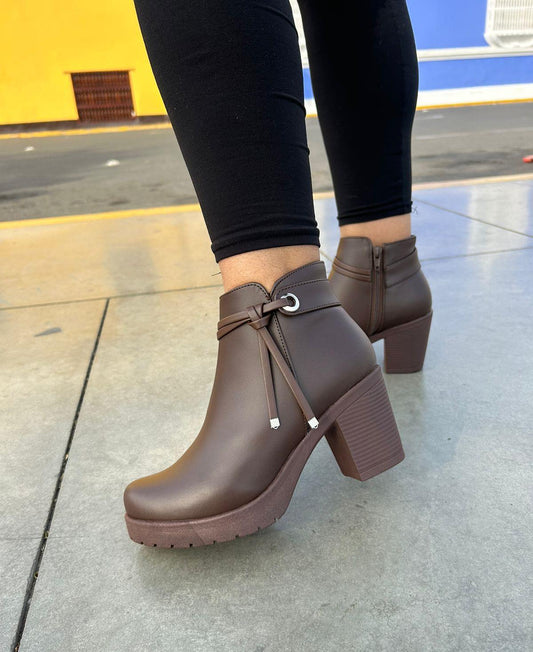 BOTINES